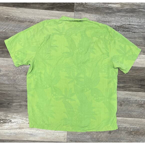 Tommy Bahama Silk Shirt Green Mens XL Ripstop Floral Tropical AOP Button Up - Picture 3 of 9
